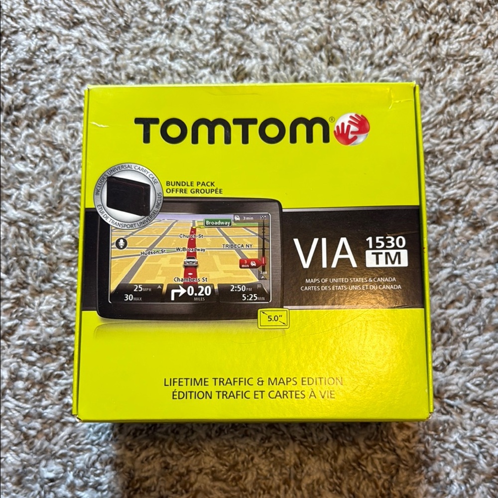 TomTom VIA 1530 TM GPS Bundle Pack